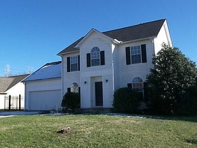 2nd image of 934 Paxton Dr