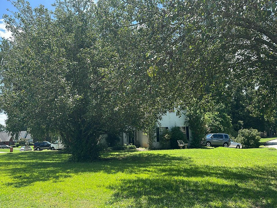 1st image of 30 Greenfield Way