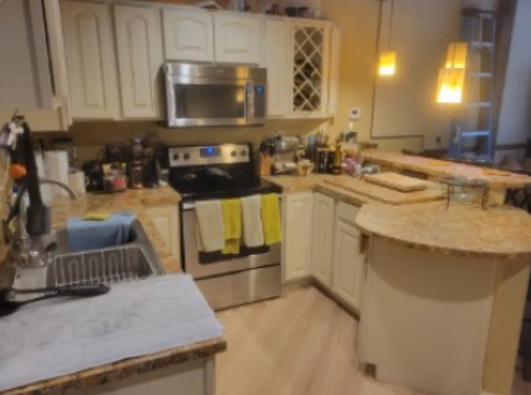 1 bed, 713 sqft, $1,600 — Photo 3