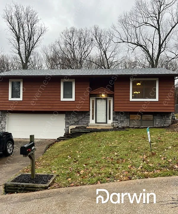 2012 White Haven Dr
