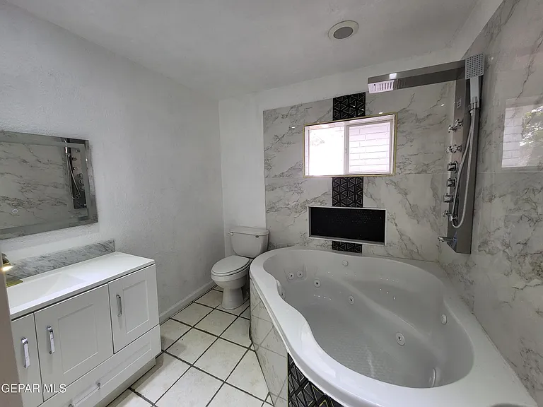 806 Cortijo Dr — Photo 24