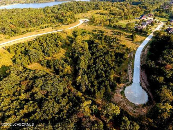 732 Biltmore Dr, Jefferson City, MO 65109