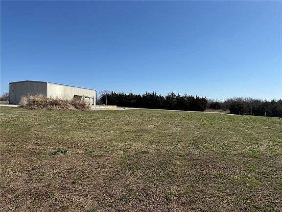 2nd image of 0 Somerset Rd