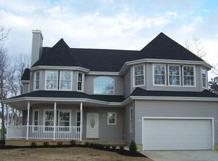 100 Gunwale Rd, Manahawkin, NJ 08050