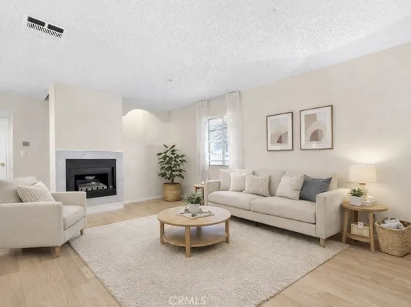 15044 Nordhoff St Unit 1, North Hills, CA 91343