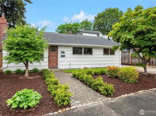 6439 Marshall Avenue SW, Seattle, WA 98136