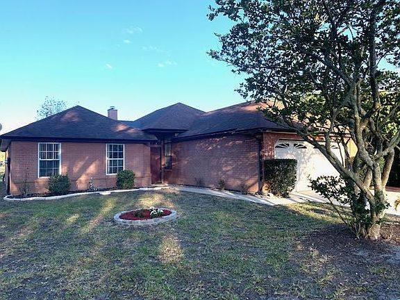 3rd image of 2039 Saint Martins Dr E