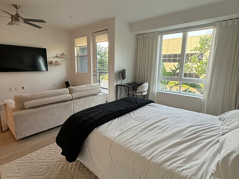 2500 Red Hill Ave #211 — Photo 16