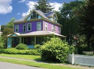 42 Crescent St, Greenfield, MA 01301