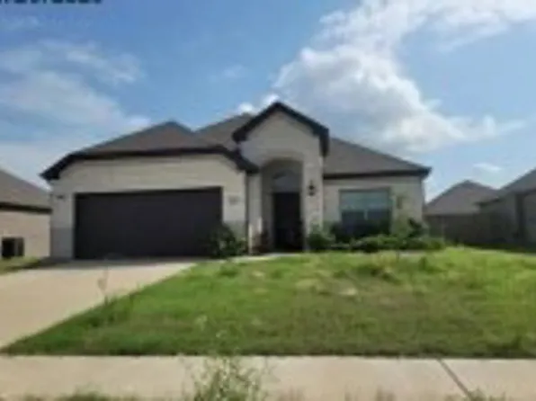 631 Comal Dr, Crandall, TX 75114