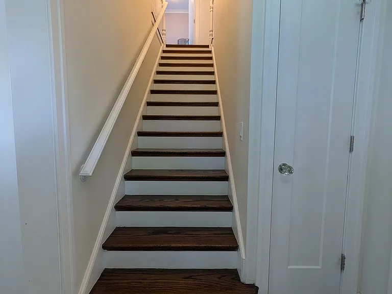 2741 Lincolnwood Dr — Photo 14