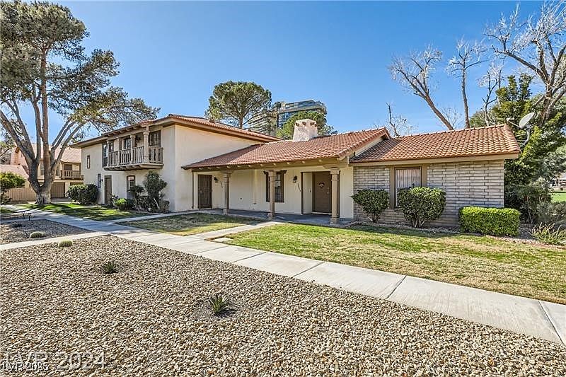 3045 Pinehurst Dr APT B