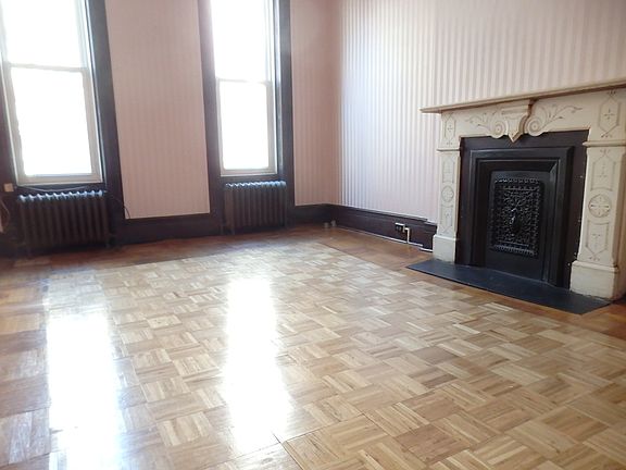 2nd image of 341 W 46th St Floor 2