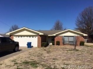 1207 E Reynolds Rd, McAlester, OK 74501