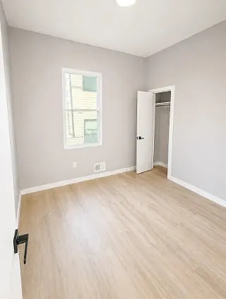 81 Auburn St #1A — Photo 2