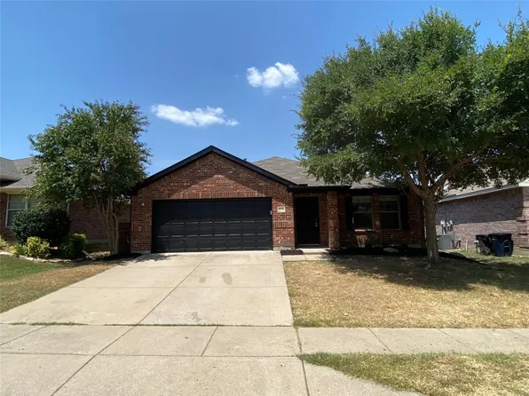 10704 Ambling Trl, Fort Worth, TX 76108