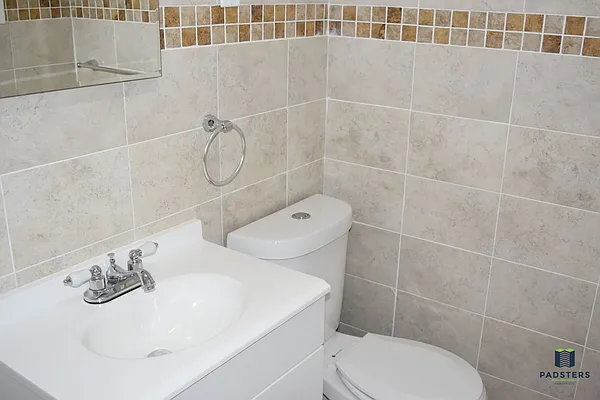 Sold by Padsters Realty LLC | media 9