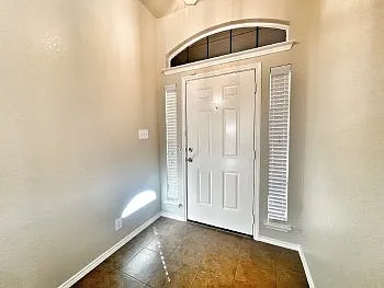 655 Tom Kemp Dr — Photo 3