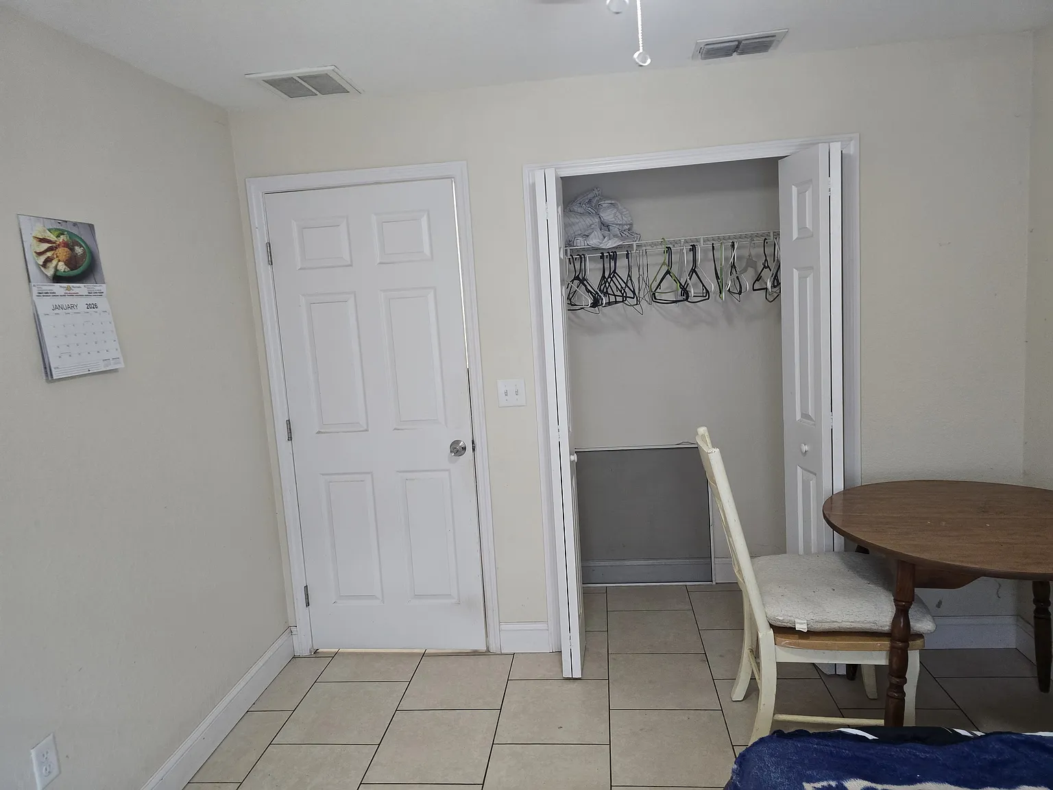 3 bed, 1228 sqft, $800 — Photo 3