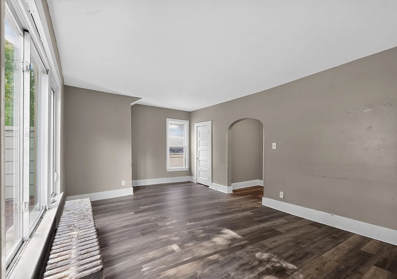 2 Bedroom Upper Unit Across from Rose Park — Photo 1