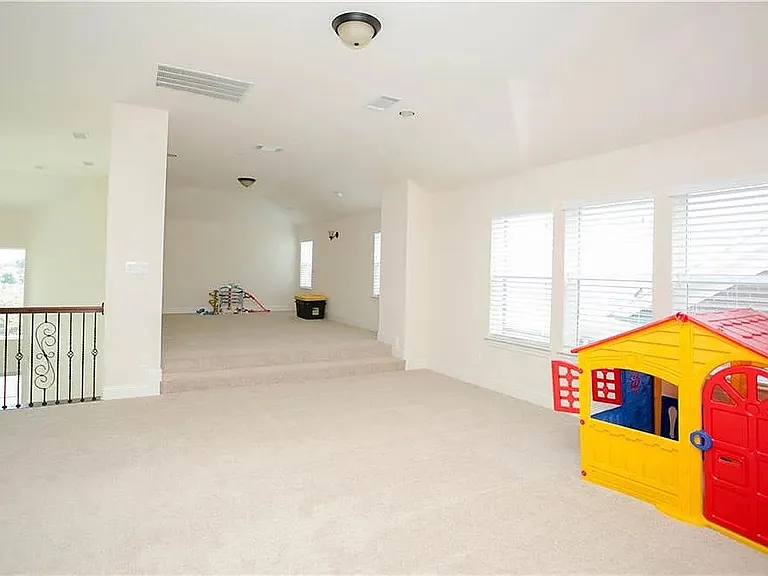14224 Blueberry Hill Dr — Photo 13