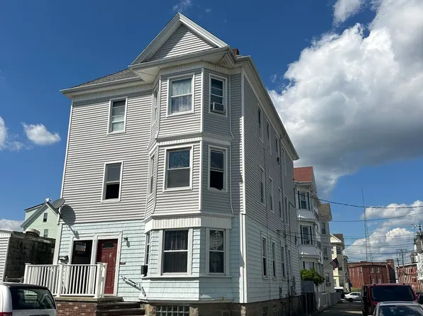 1 Three Social St, New Bedford, MA 02744