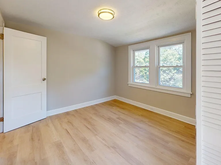 4528 Rainbow Rd — Photo 51