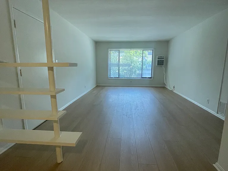 3153 Barbara Ct #D — Photo 3