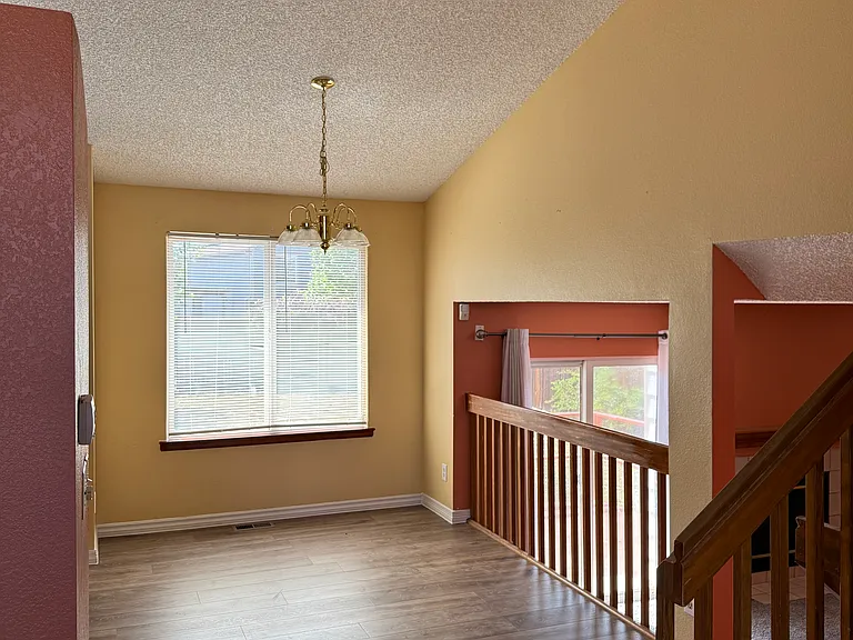 5053 Deephaven Ct — Photo 14