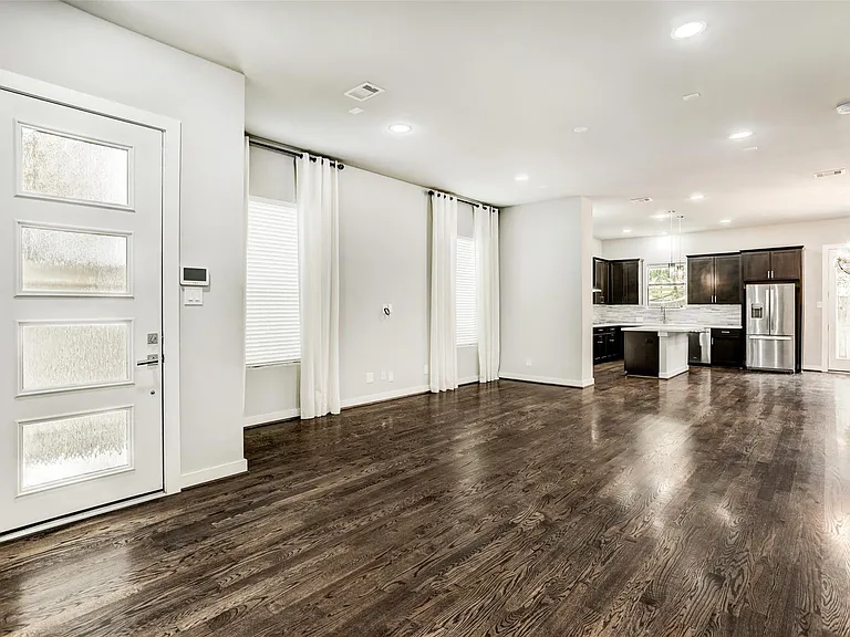 1309 Laird St #A — Photo 3