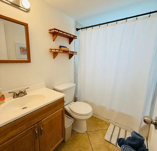 3250 10th St N #C8 — Photo 9