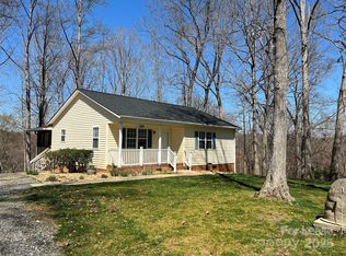 3720 Sandy Ford Rd, Hickory, NC 28602