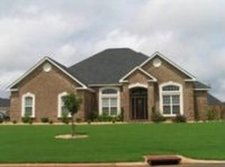 300 Rose Hill Dr, Warner Robins, GA 31088