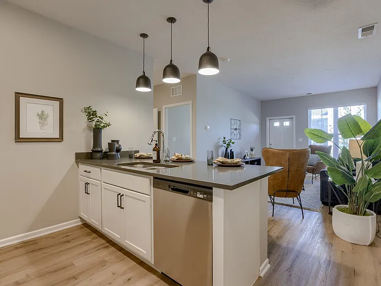 Jacob - 1 Bed / 1 Bath - 759 Sq.Ft.