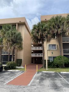 17000 NW 67th Ave APT 405, Hialeah, FL, 33015