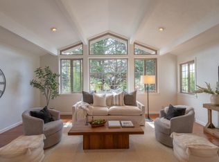 1 El Caminito Del Sur, Monterey, CA 93940