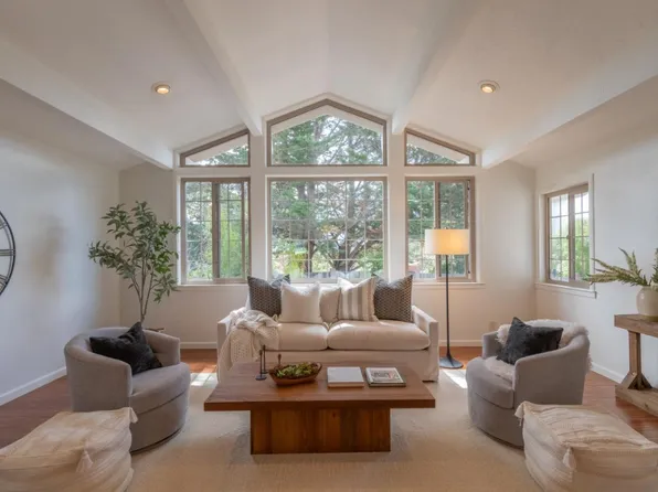 1 El Caminito Del Sur, Monterey, CA 93940