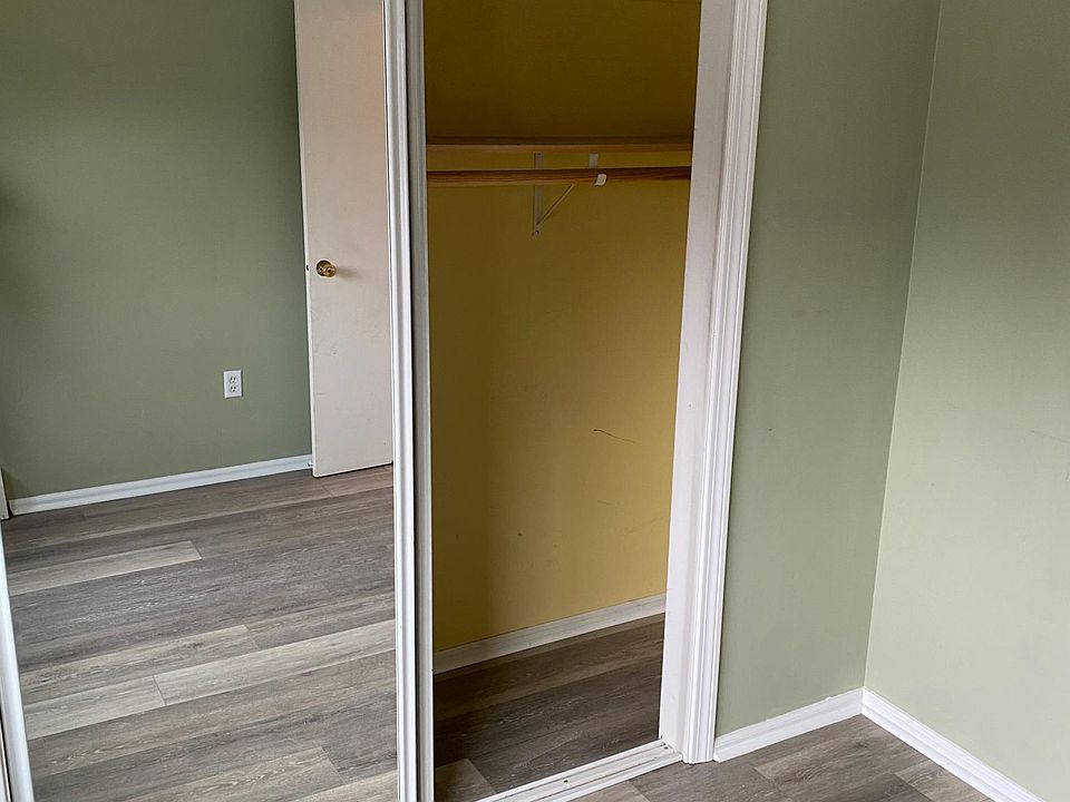 Second bedroom/office