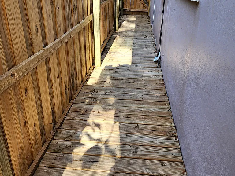1273 Union St — Photo 9