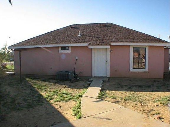 2nd image of 715 Riverhill Dr