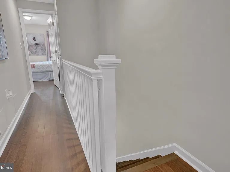 2117 E Chase St — Photo 10