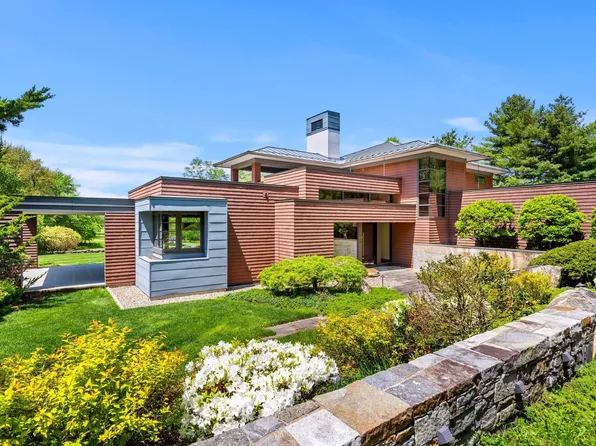 5 Redwood Cir, Boylston, MA 01505