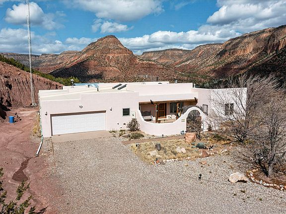 2nd image of 100 Tower Ridge Rd