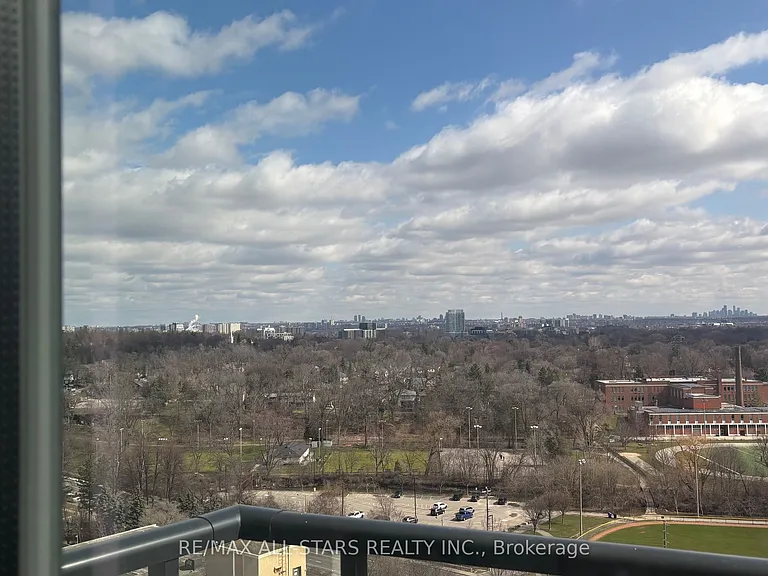 60 Central Park Dr #1502 — Photo 15