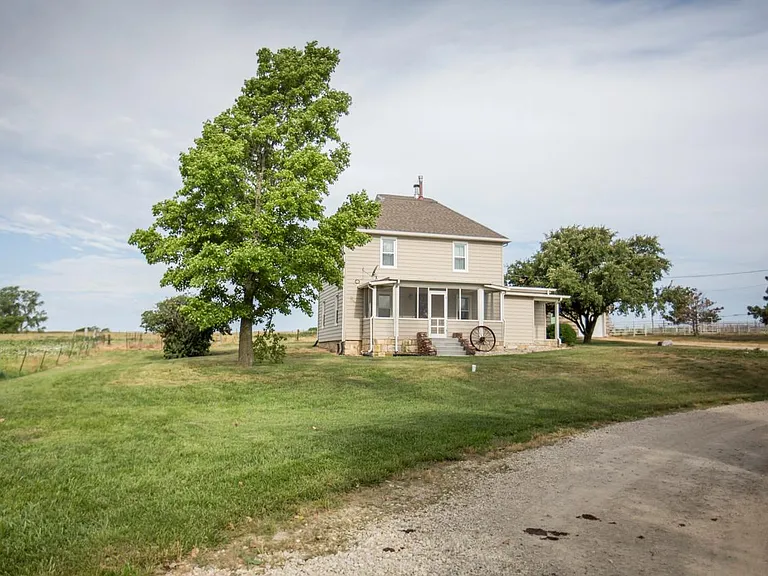 17960 Oak Grove Rd — Photo 37