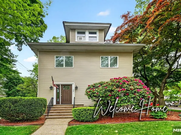 244 Teaneck Rd, Ridgefield Park, NJ 07660