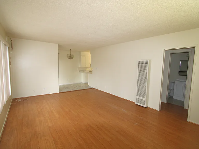 614 W Dryden St #6 — Photo 4