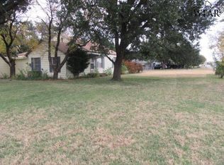 215 Valley View Rd, Wichita Falls, TX 76306