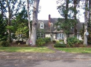 1035 Lakewood Dr SW, Albany, OR 97321