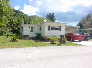 92 Fred Ave, Dunedin, FL 34698